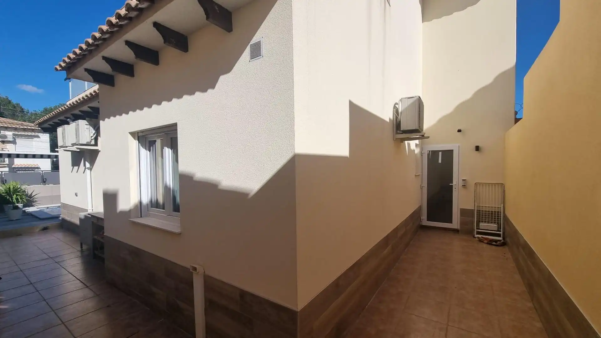 Villa con piscina in vendita a Calle laguna azul, imagen 16