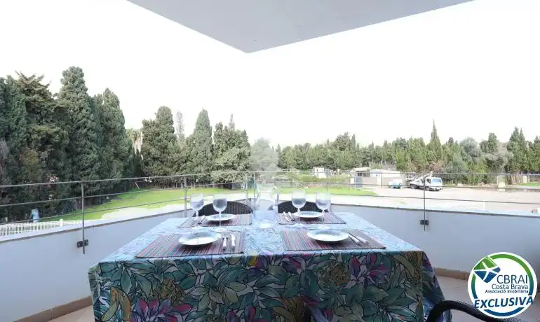 Terraza de Piso en venta en Llançà con Aire acondicionado, Calefacción y Amueblado