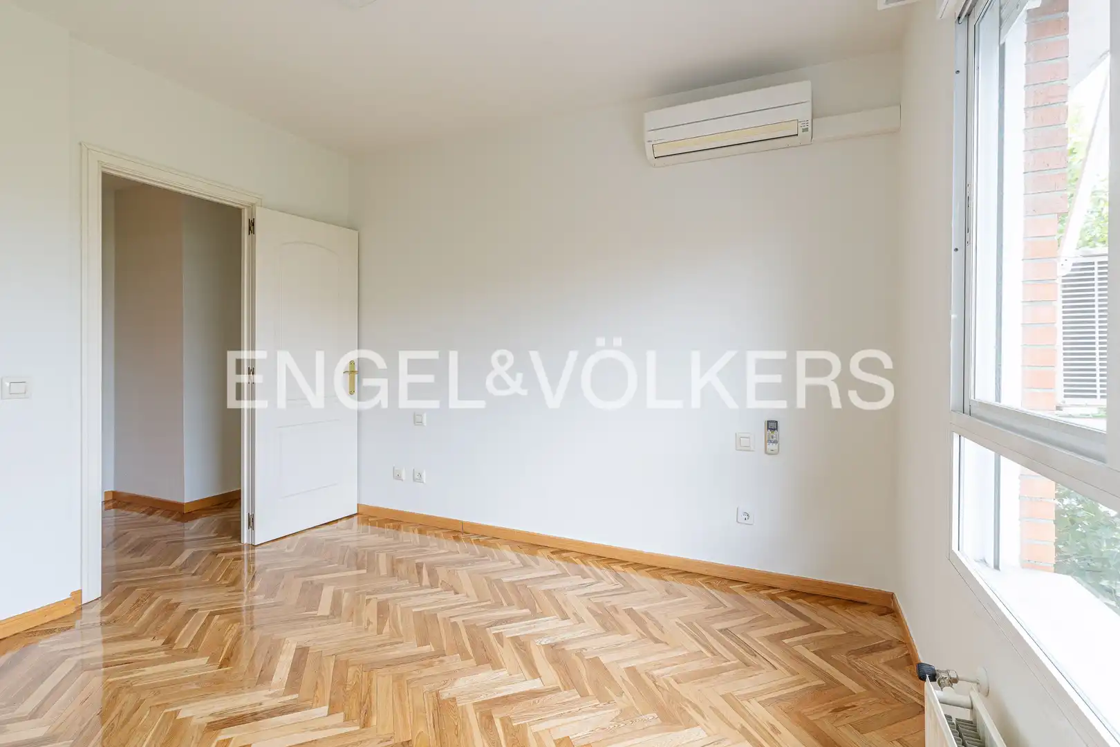 Habitación de Piso de alquiler en Pozuelo de Alarcón con Aire acondicionado, Calefacción y Parquet