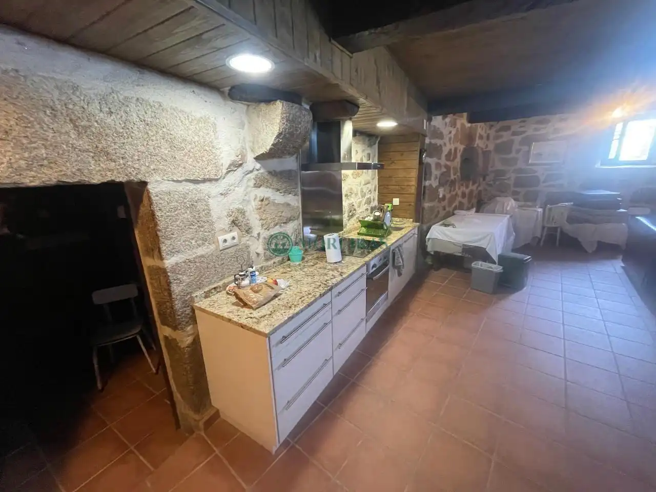 Kitchen of Houses for sale in Ourense Capital   with Heating and Private garden