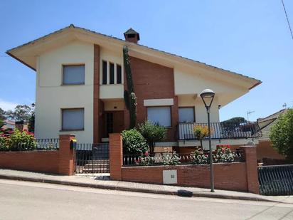 Vista exterior de Casa o xalet en venda en Massanes amb Terrassa