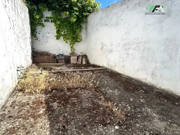 Houses for sale in Baeza