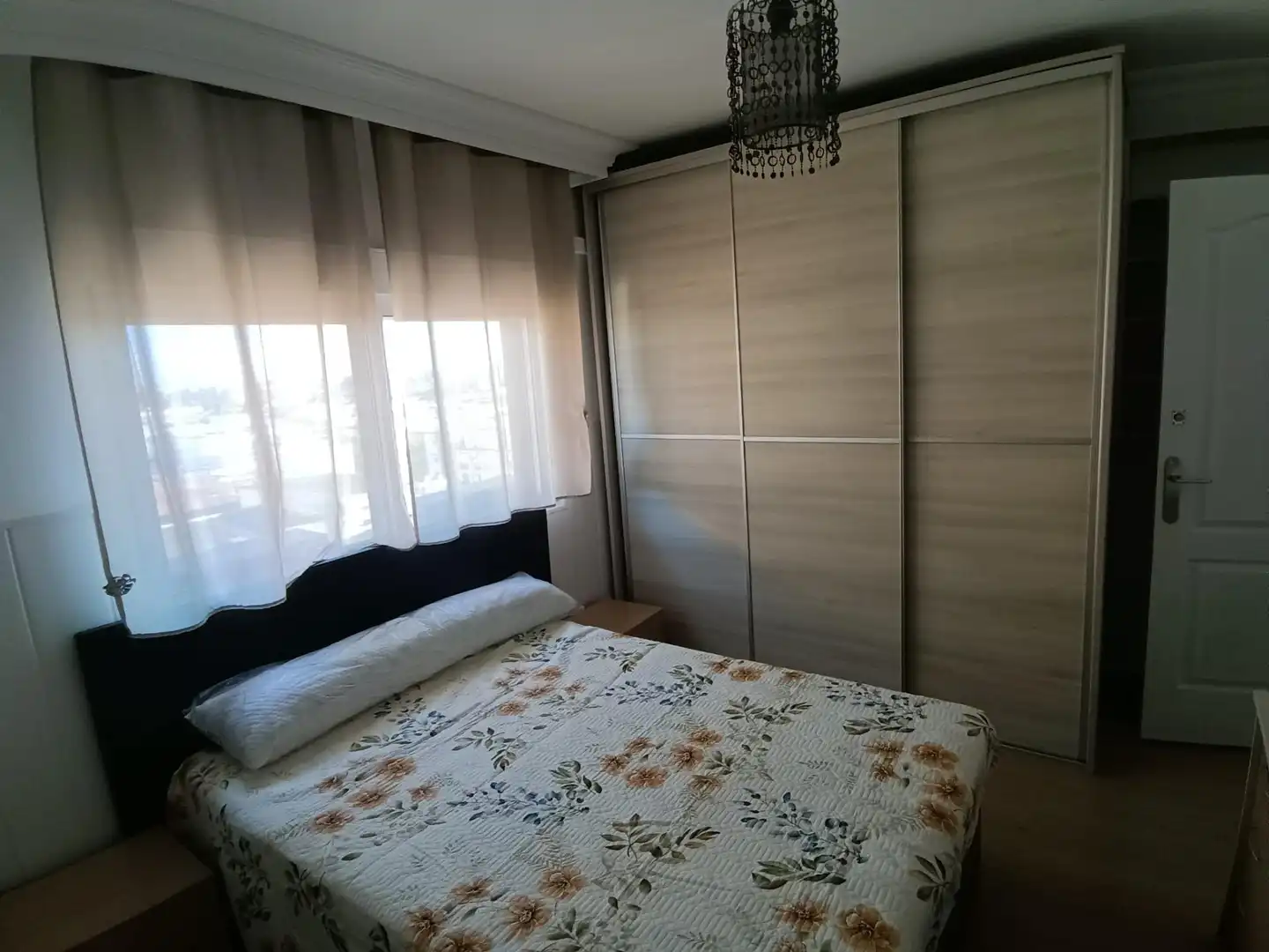 Dormitori de Pis en venda en Huelva amb Aire condicionat i Terrassa