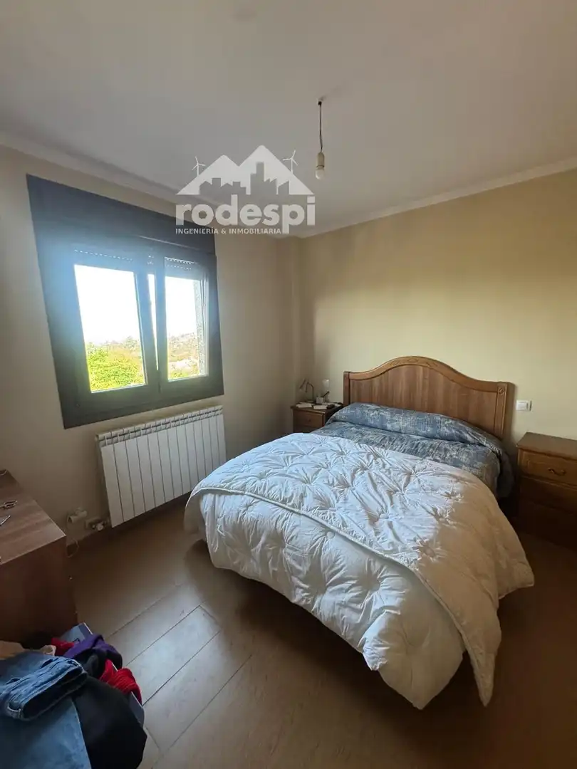 Schlafzimmer von Einfamilien-Reihenhaus zum Verkauf in As Neves   mit Heizung