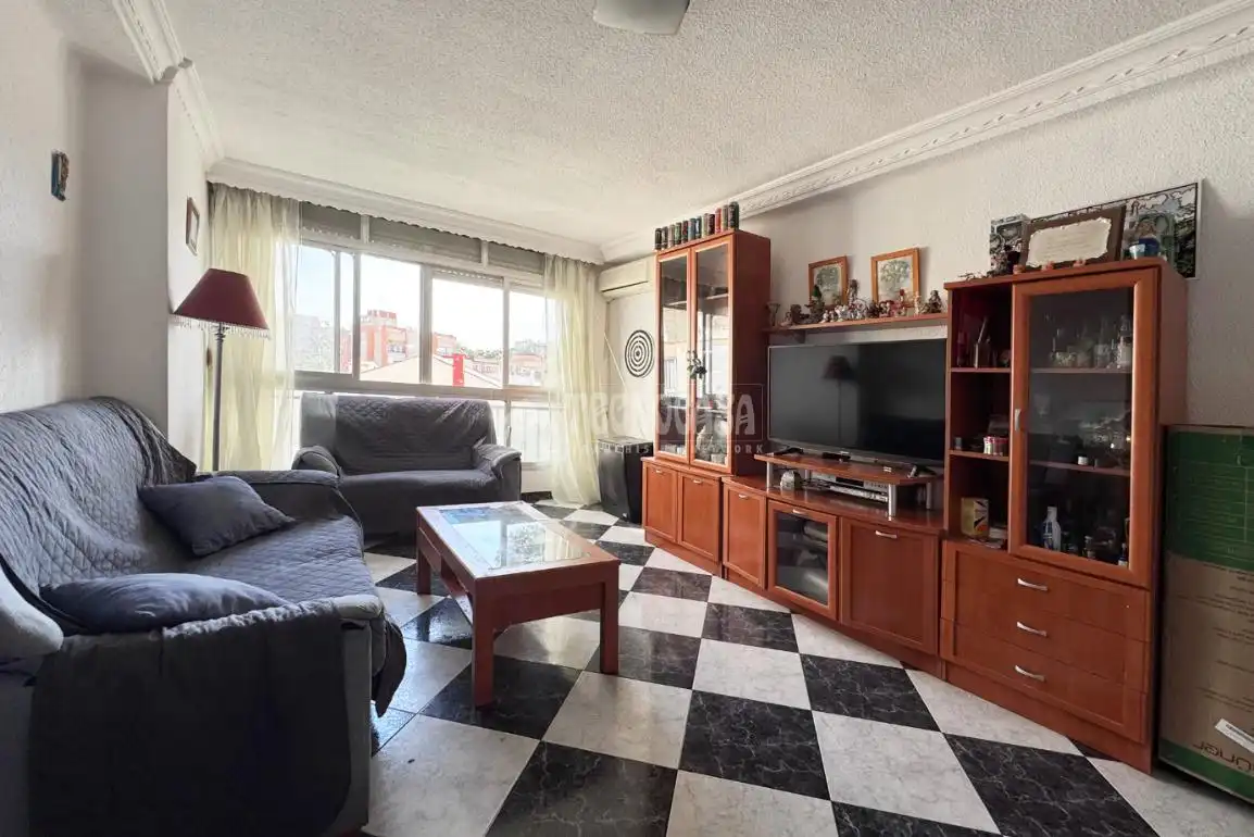 Living room of Flat for sale in Torremolinos