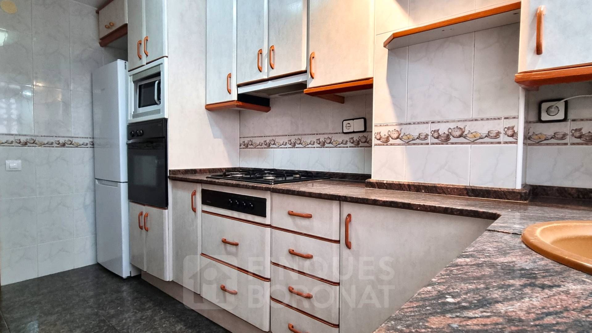 Kitchen of Flat for sale in  Tarragona Capital  with Air Conditioner, Furnished and Balcony