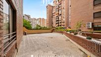 Exterior view of Flat for sale in  Madrid Capital  with Air Conditioner, Heating and Private garden