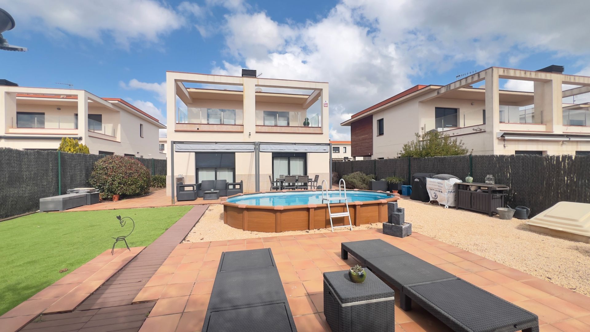 Swimming pool of House or chalet for sale in Sant Julià de Ramis  with Air Conditioner, Heating and Private garden