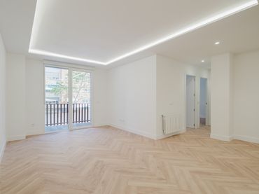 Flat with balcony for sale in Calle del Comercio
