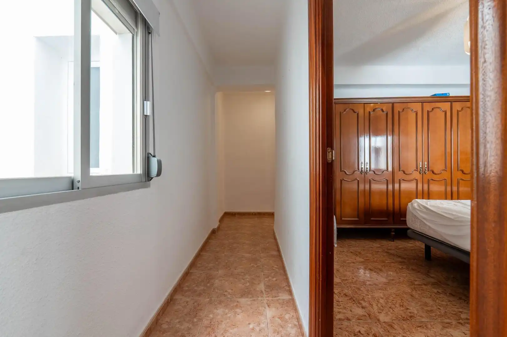 Piso en venta en Granada con Aire acondicionado y Amueblado