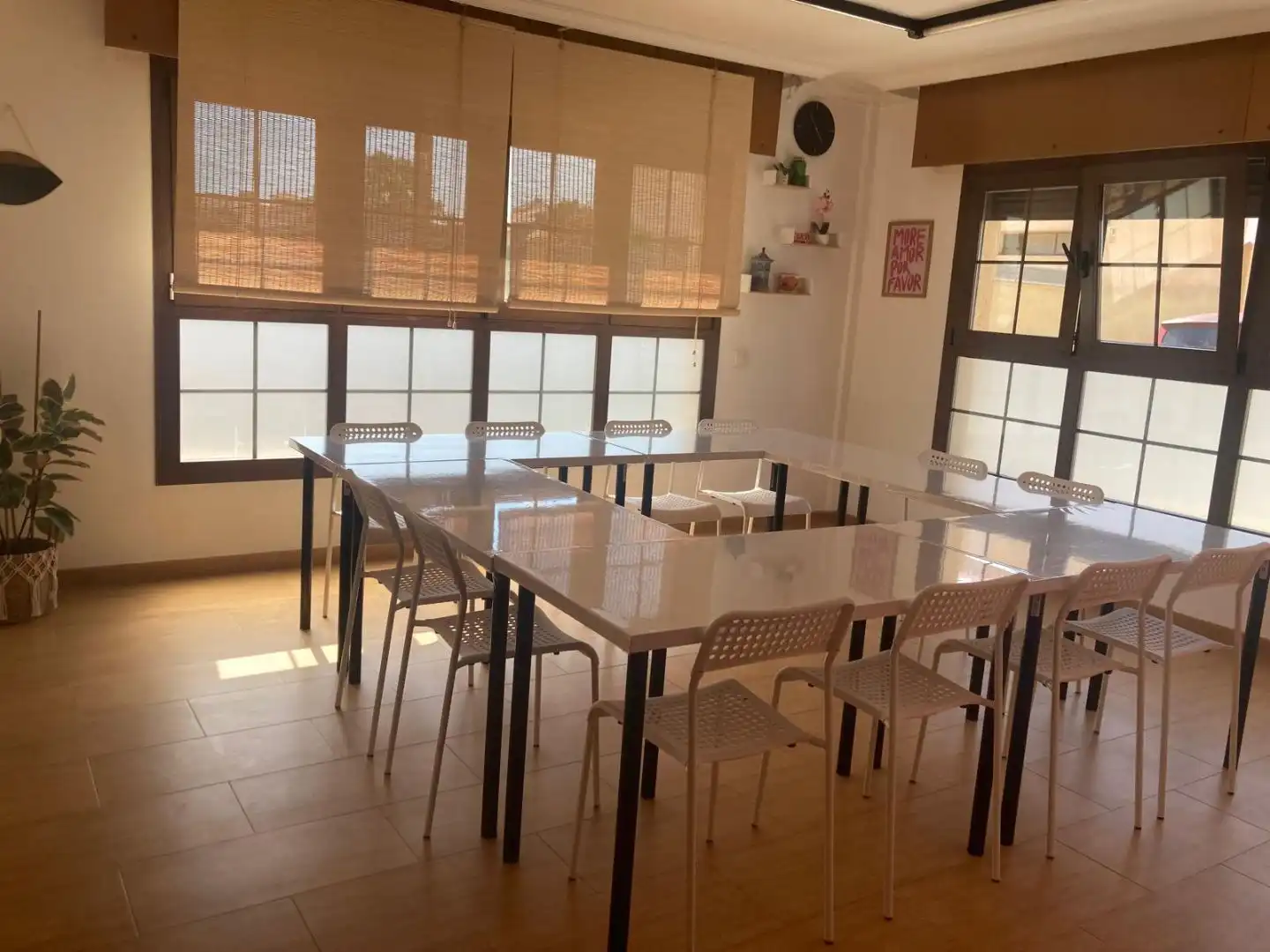 Comedor de Local de alquiler en Roquetas de Mar