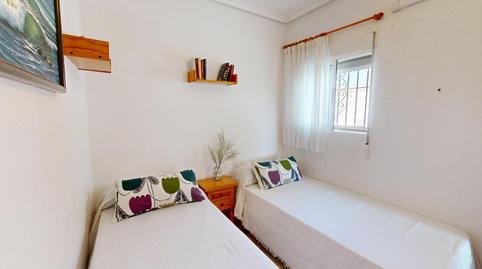 Foto 5 de Casa adosada en venda a  Pablo Picasso, Zona Carrefour - Urbanizaciones, Torrevieja