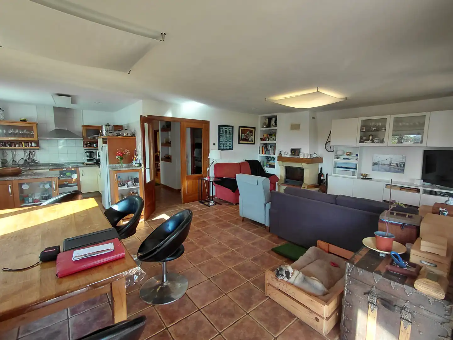 Sala de estar de Casa o chalet en venta en Oleiros con Calefacción, Jardín privado y Parquet