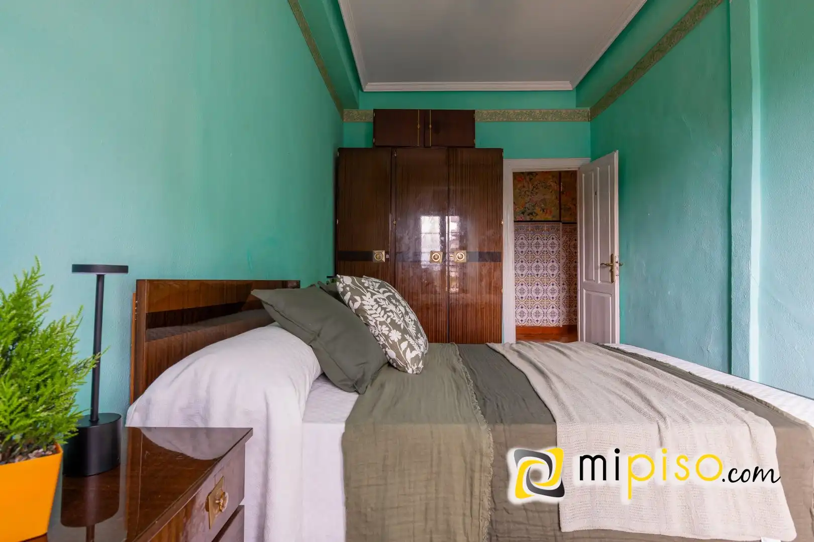 Bedroom of Flat for sale in Laredo  with Heating and Balcony