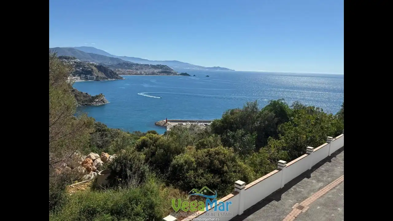 Vista exterior de Dúplex en venta en Almuñécar con Aire acondicionado