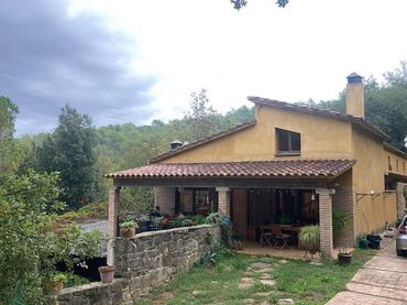 Landhaus mit Garten zum Verkauf in Porqueres