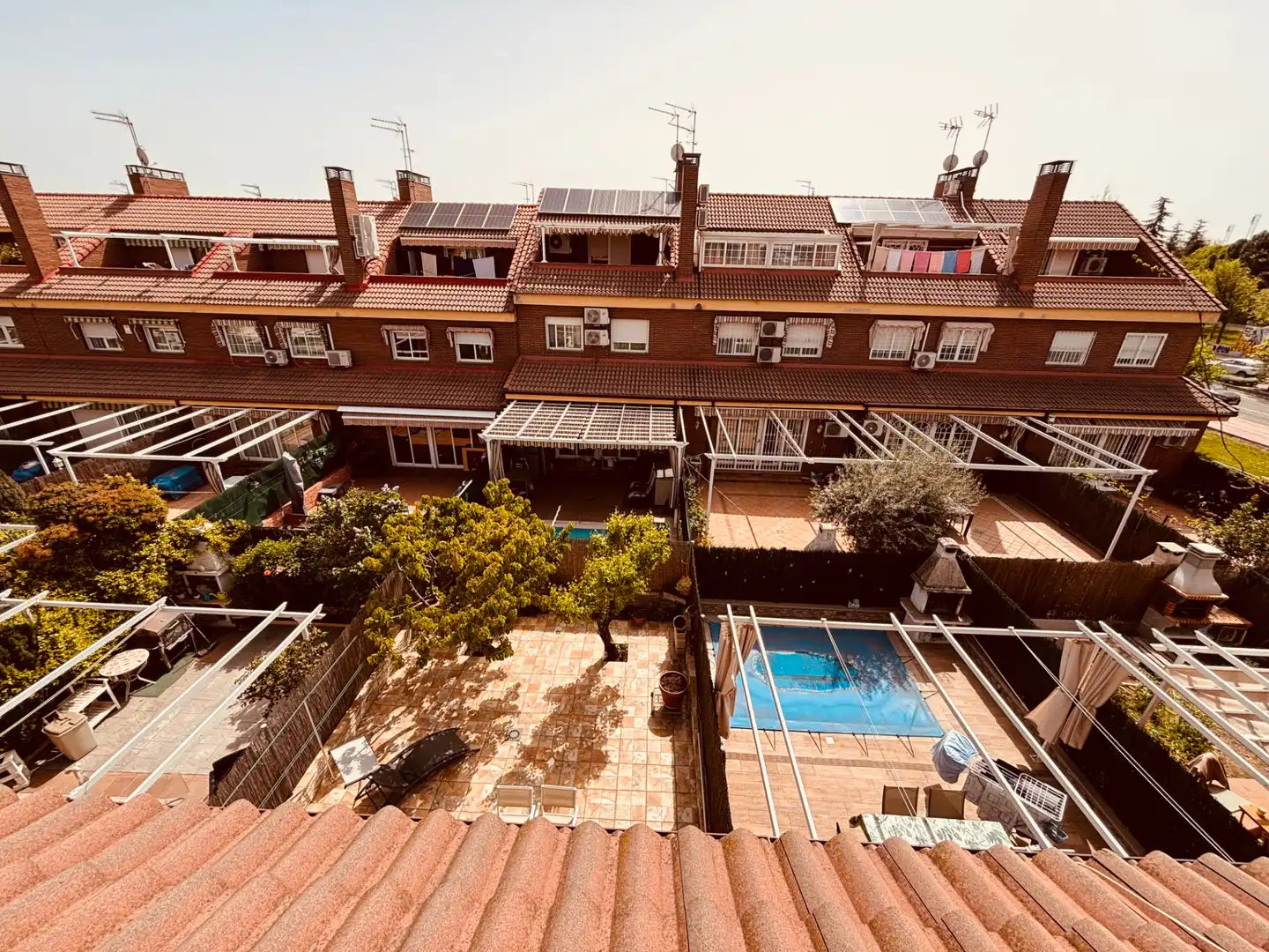 Vista exterior de Casa adosada en venta en Getafe con Aire acondicionado, Calefacción y Jardín privado