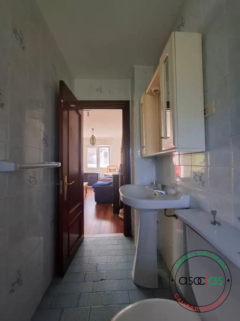 Baño de Casa adosada en venta en Villaviciosa con Calefacción y Trastero