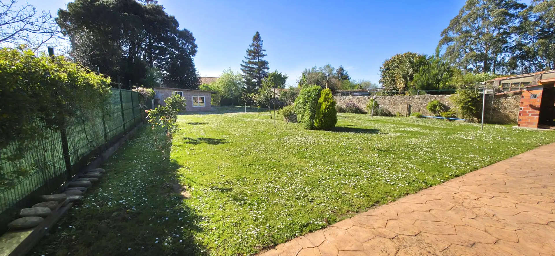 Einfamilien-Reihenhaus zum Verkauf in Aldea Santa María, Neda