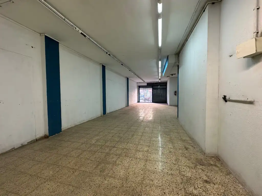 Local comercial en alquiler en Paseo Llorenc Serra, imagen 3