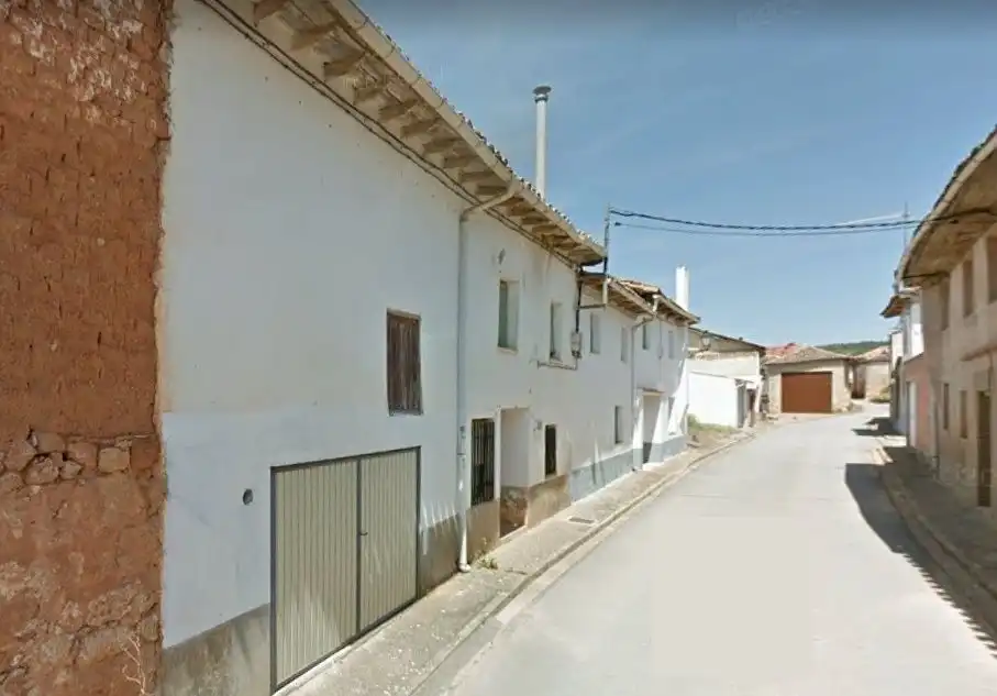Casa rústica en venda a Sotresgudo, imagen 2