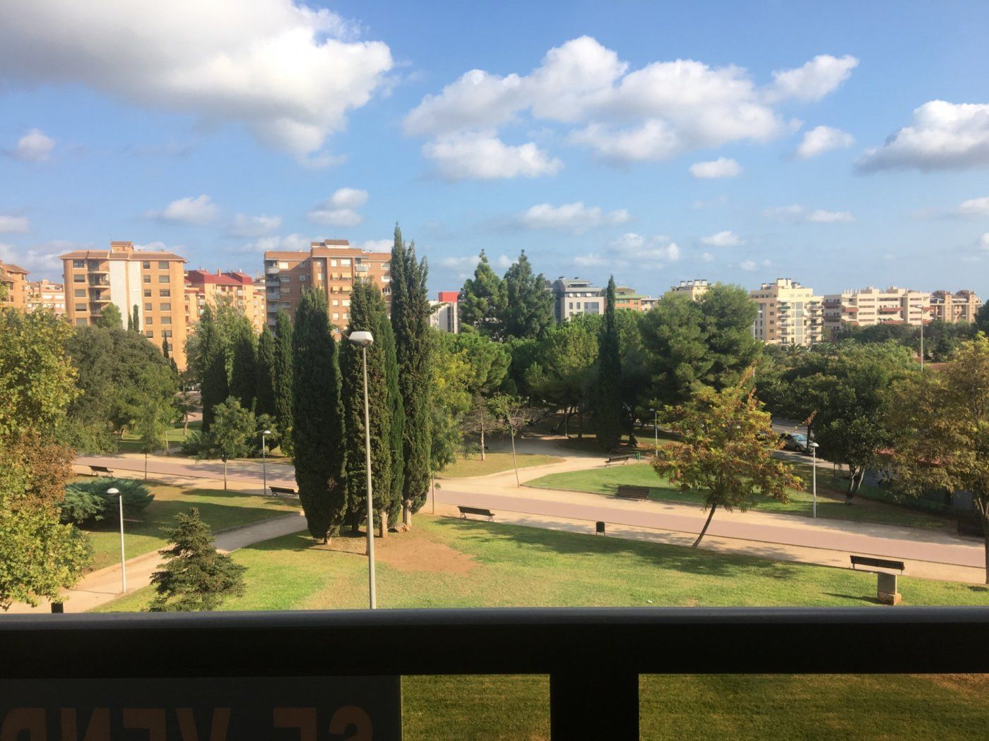 Vista exterior de Pis en venda en Castellón de la Plana / Castelló de la Plana amb Aire condicionat i Balcó