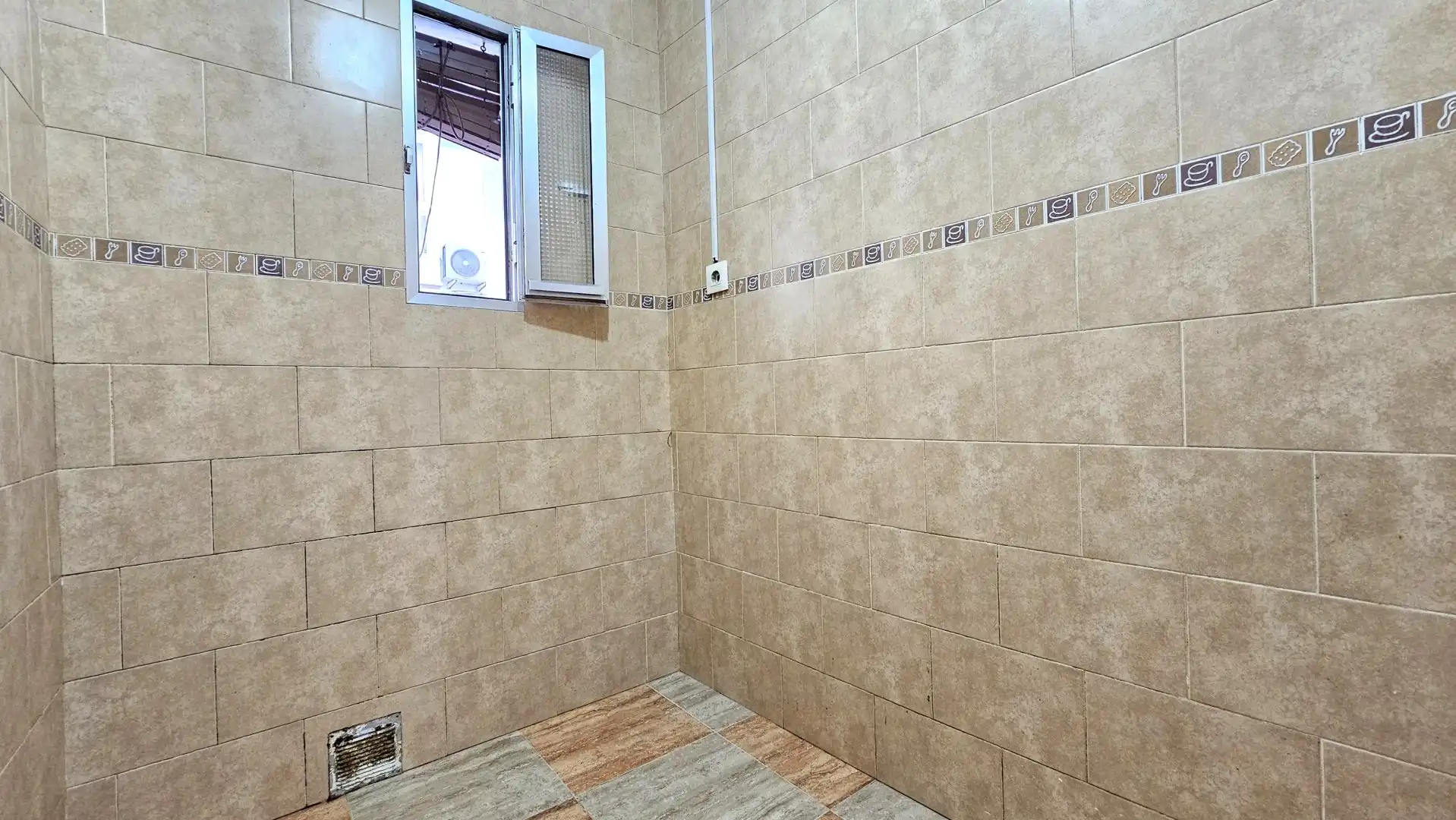 Bathroom of Flat for sale in Sanlúcar de Barrameda