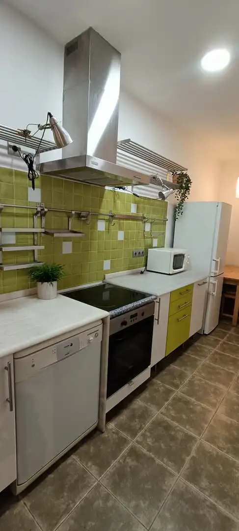 Pis de lloguer a N/A, Embajadores - Lavapiés