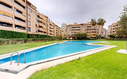 Swimming pool of Flat for sale in  Valencia Capital  with Air Conditioner and Terrace