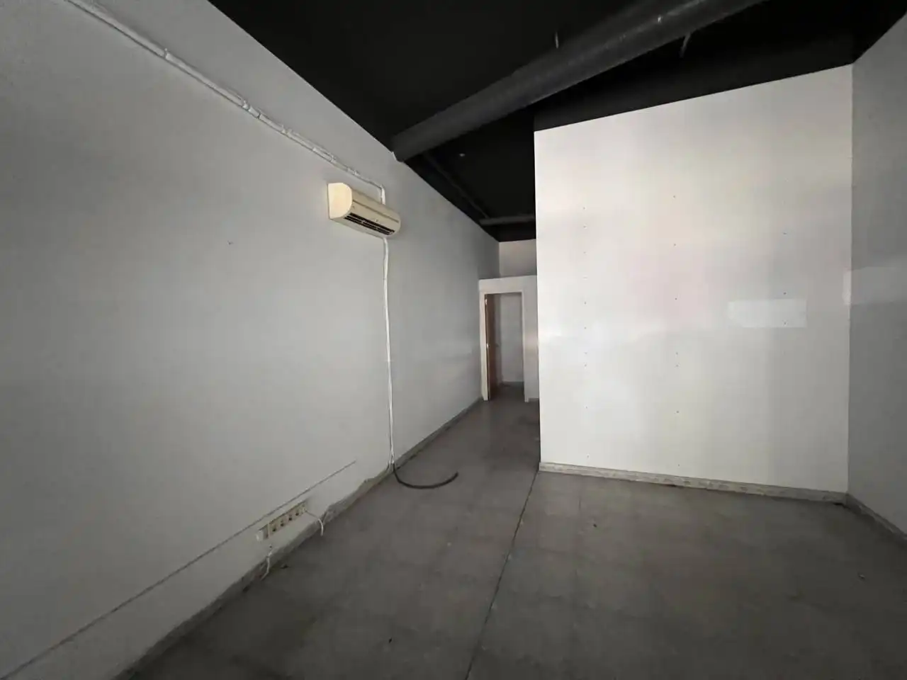 Gewerbefläche zur Miete in Calle Doctor Xalabarder, imagen 5