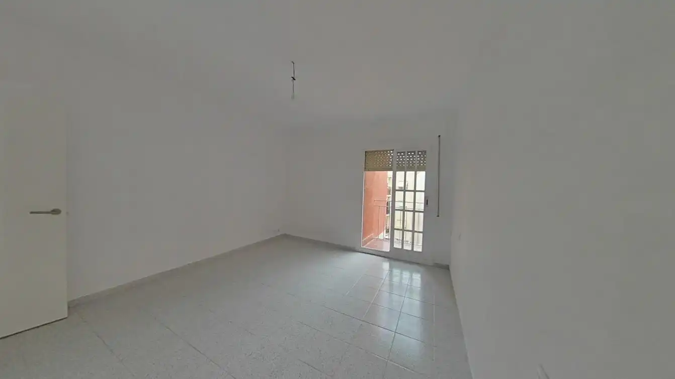 Habitación de Piso en venta en Sant Boi de Llobregat con Balcón