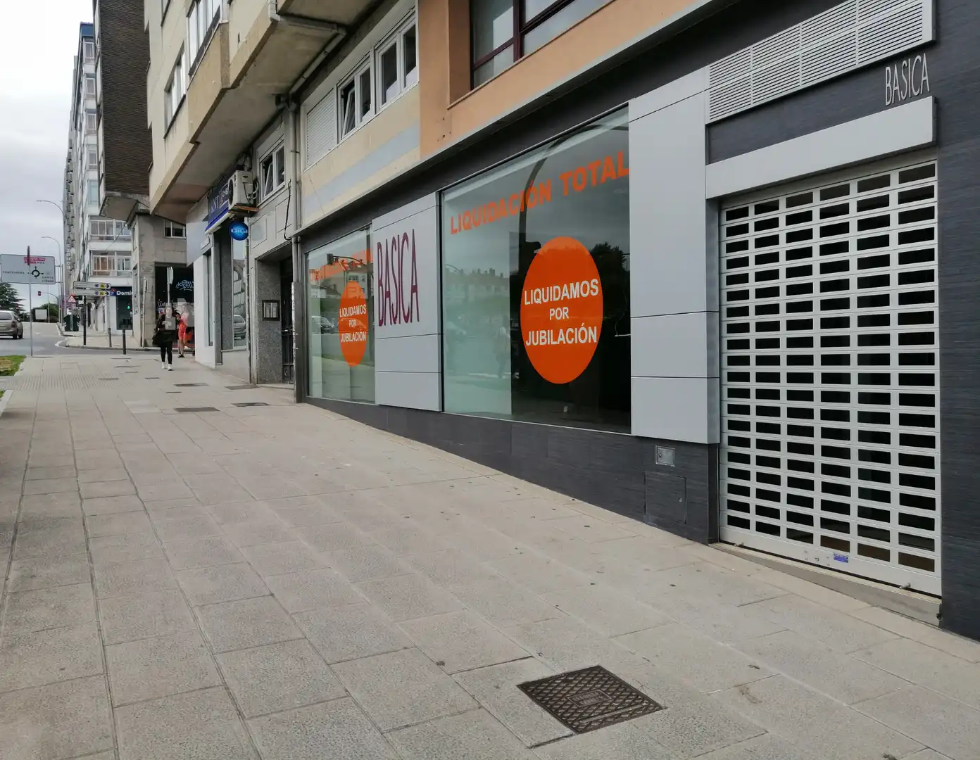 Gewerbefläche zum Verkauf in Avenida de Romero Donallo 17
