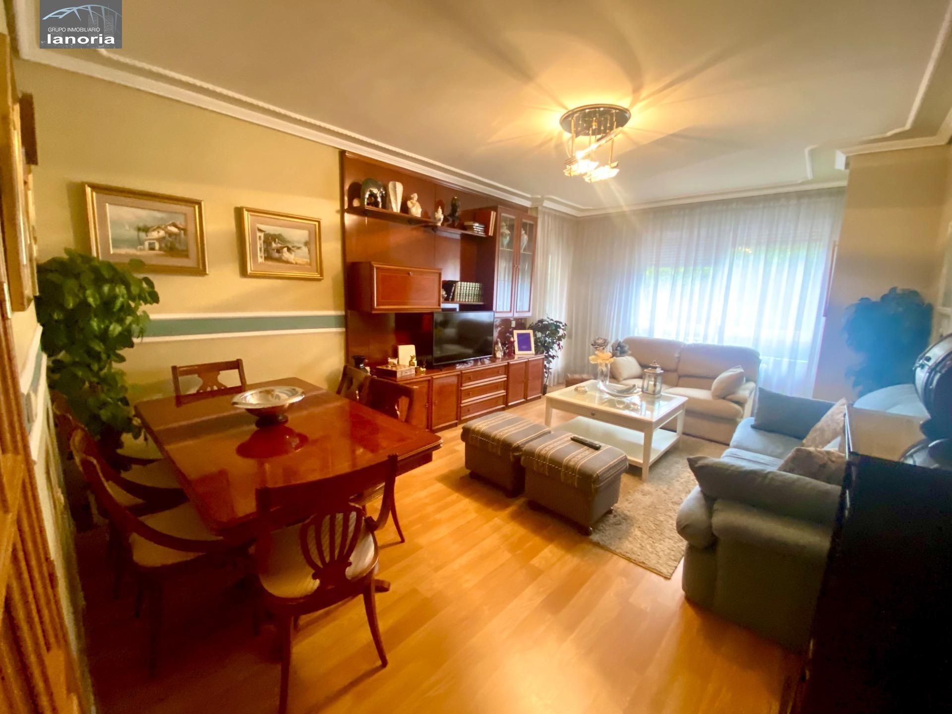 Flat for sale in Calle Feria, Feria