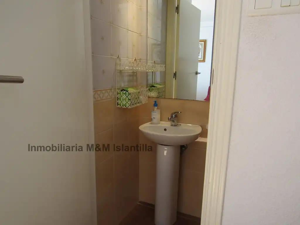 Casa adosada en venta en Islantilla con Terraza, Trastero y Amueblado