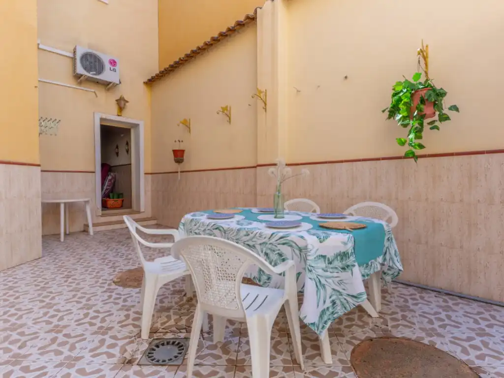 Houses for sale in Avenida Xixona, 28, Campello Playa