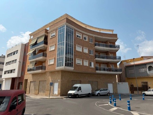 Vista exterior de Pis de lloguer en Orihuela amb Aire condicionat, Moblat i Balcó