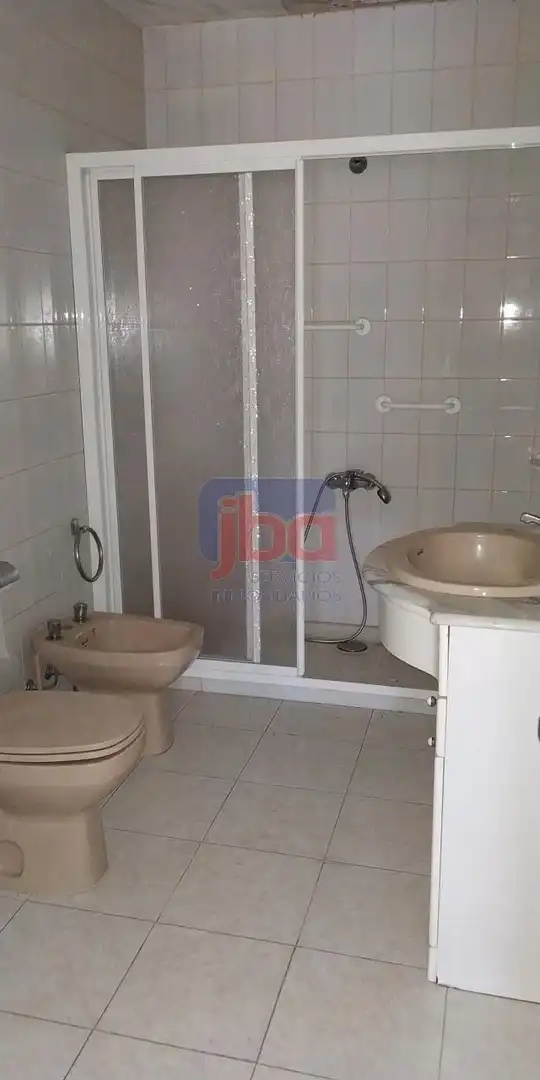 Baño de Casa o chalet en venta en Ourense Capital  con Calefacción
