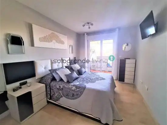 Apartment with pool for sale in La Duquesa, imagen 17