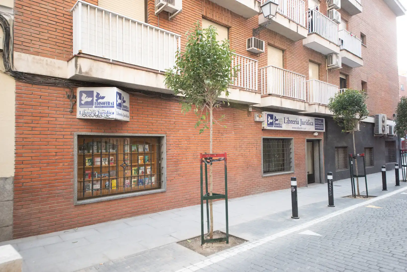Außenansicht von Geschaftsraum zum Verkauf in Madrid mit Klimaanlage, Heizung und Alarm