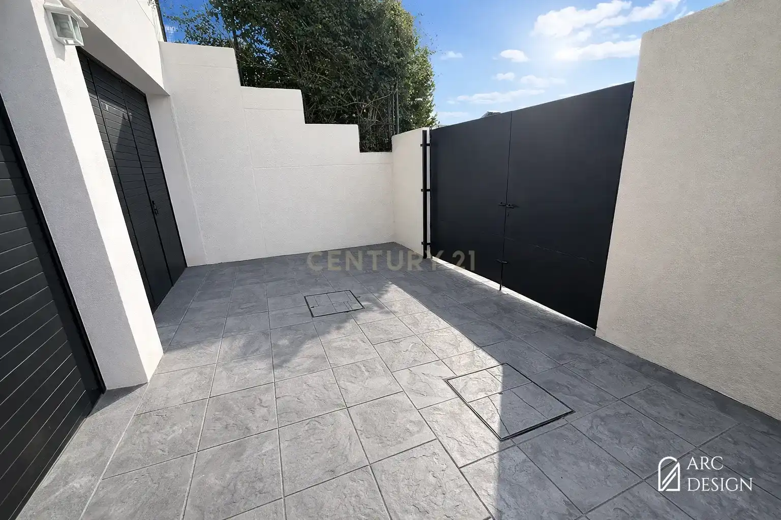 Terrace of Houses for sale in Fuengirola  with Private garden, Alarm and Community pool