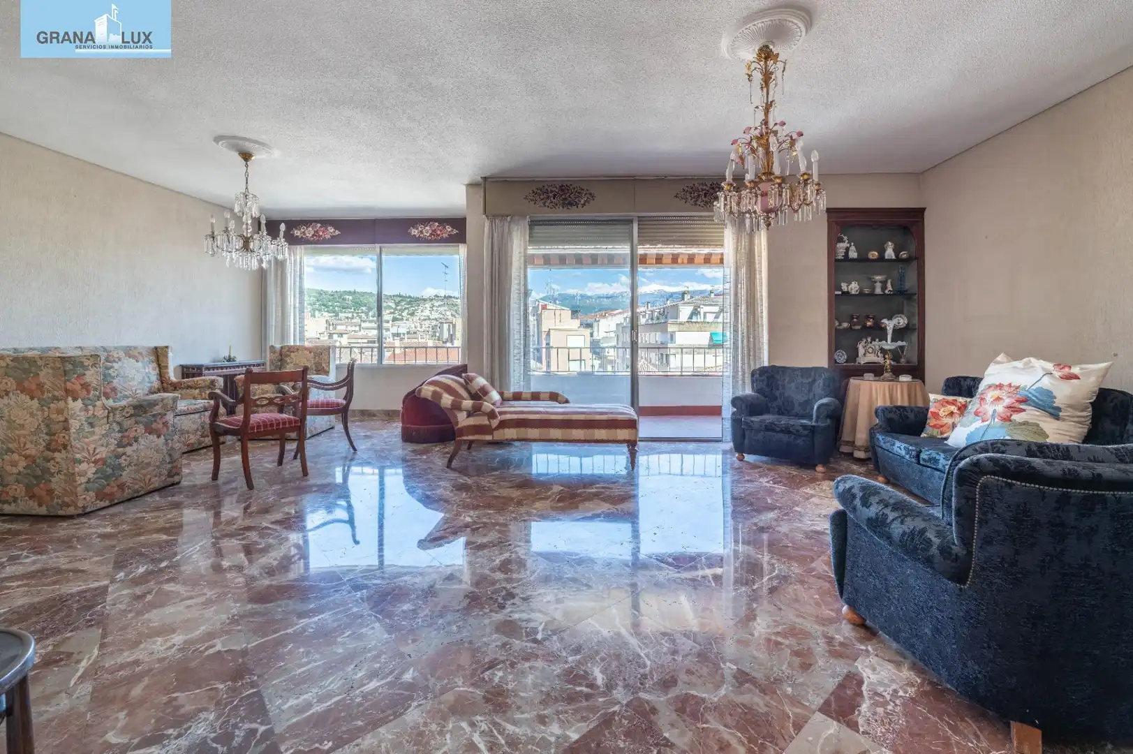 Sala de estar de Piso en venta en Granada con Terraza y Balcón