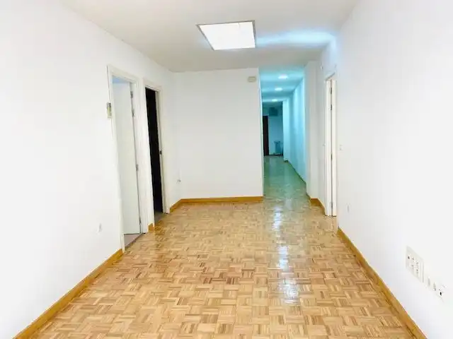 Office space with lift to rent in Centro - Plaza Mayor, imagen 4