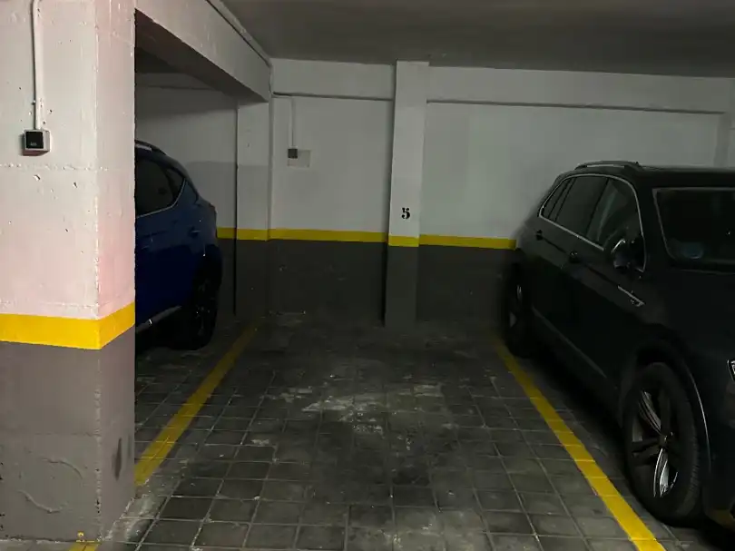 Parking of Garage for rent in Madrid