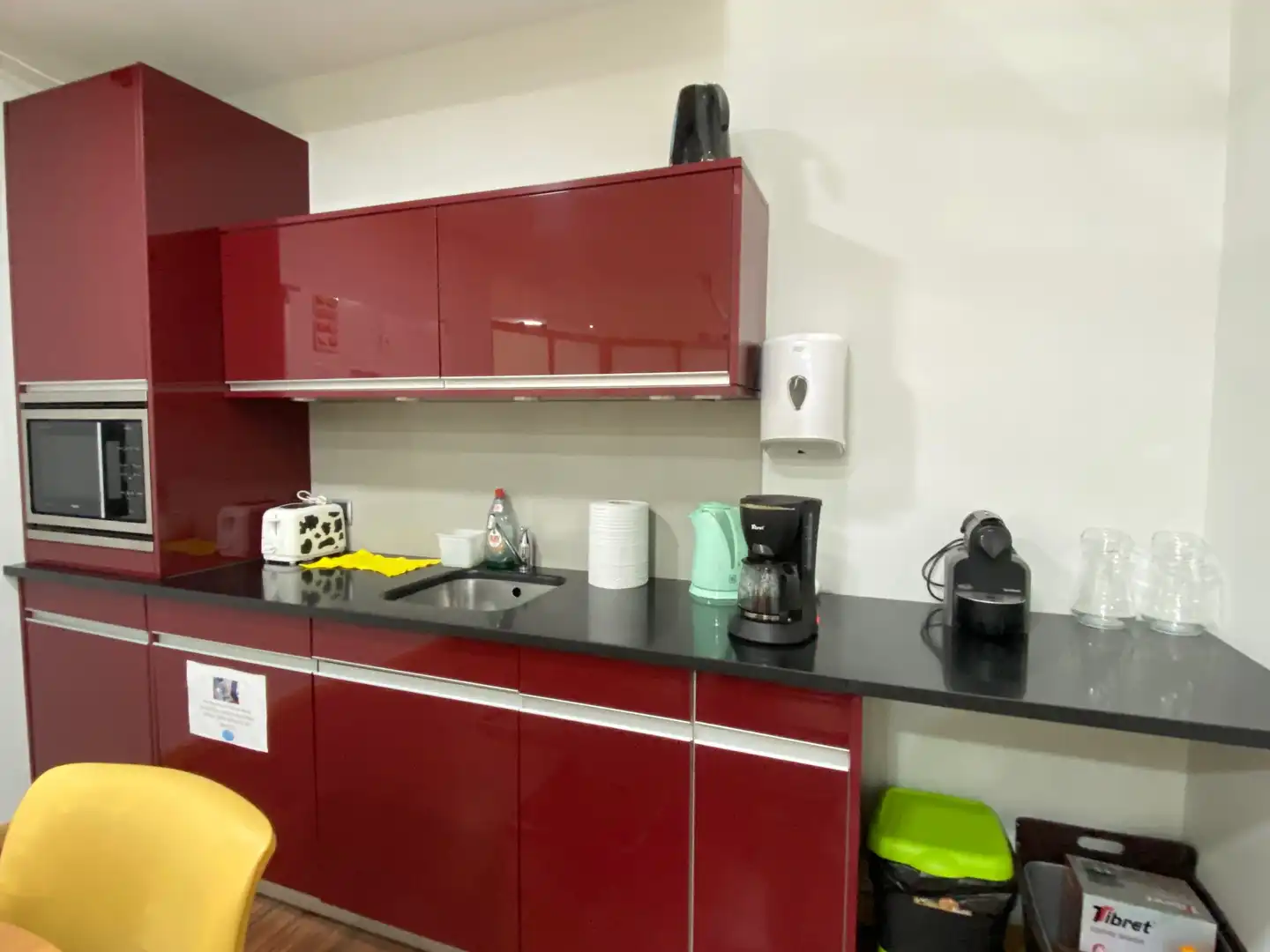 Kitchen of Office for rent in Madrid  with Air Conditioner, Heating and Balcony