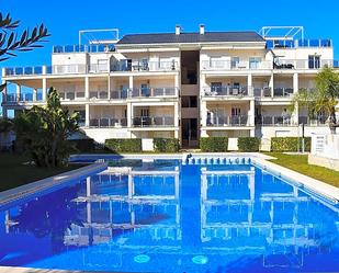 Piscina de Dúplex en venda en Oliva amb Aire condicionat, Jardí privat i Terrassa