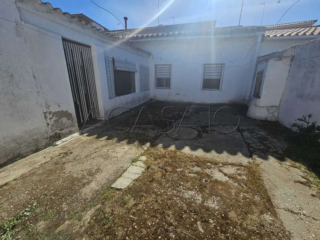 Casa adosada en venta en Cobeja