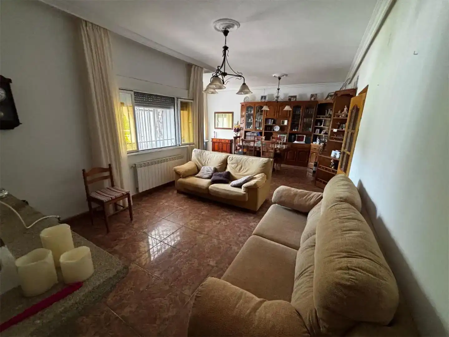 Sala de estar de Piso en venta en Hervás con Jardín privado, Trastero y Piscina