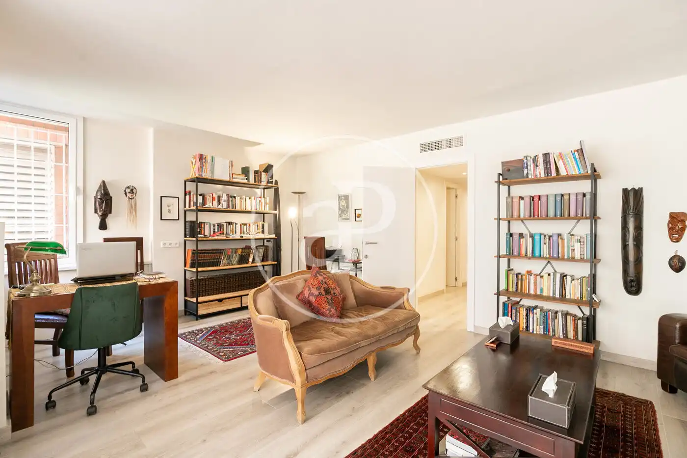 Sala de estar de Piso en venta en Barcelona con Aire acondicionado, Calefacción y Jardín privado