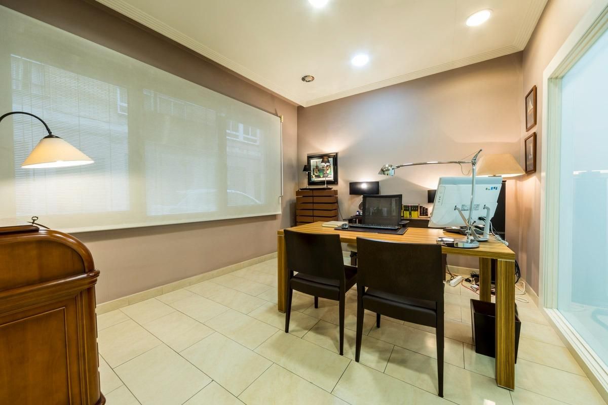Oficina en venda a Calle RAMON Y CAJAL, 18, Hospital - Plaza del Real, Centro