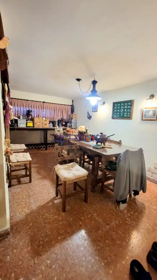 Cuina de Casa adosada en venda en Leioa amb Calefacció, Jardí privat i Terrassa